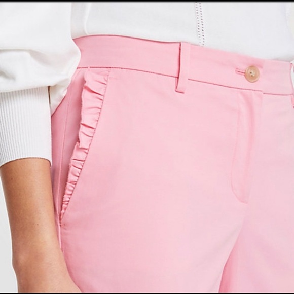 Ann Taylor Pants - Ann Taylor Curvy Mid-Rise Ruffle Crop Pants Capri Barbiecore Size 00